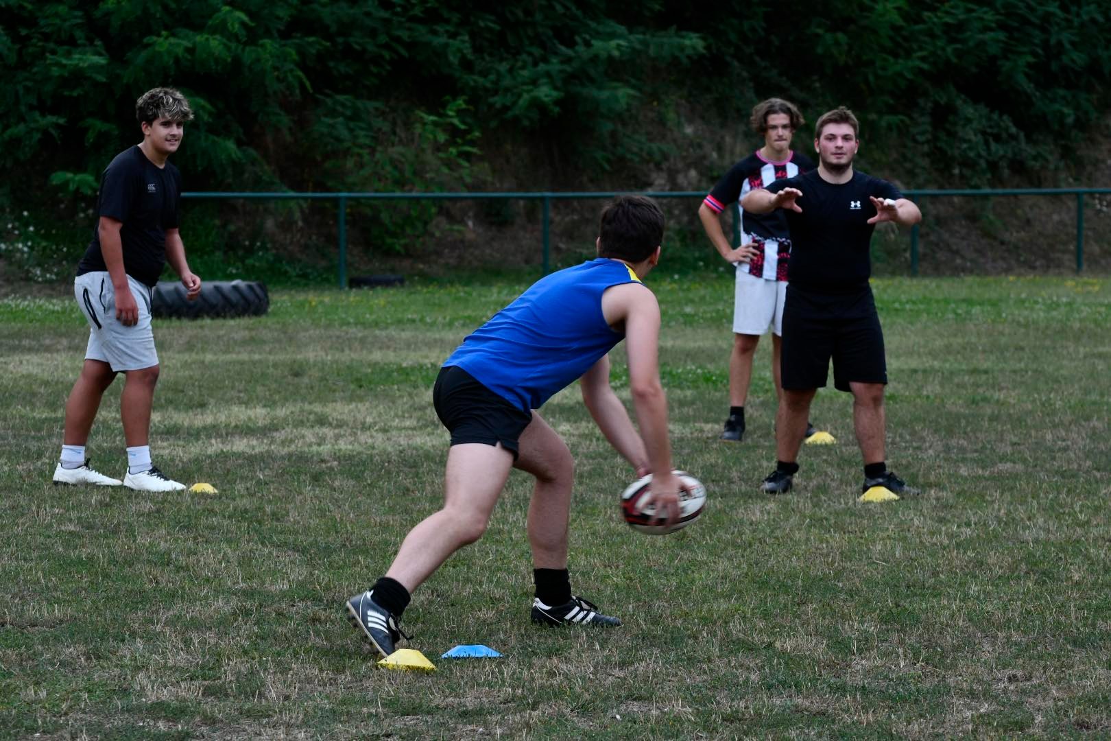 USF - Juniors 2025/2026 Tu es né en 2007/ 2008 / 2009 et tu veux ...