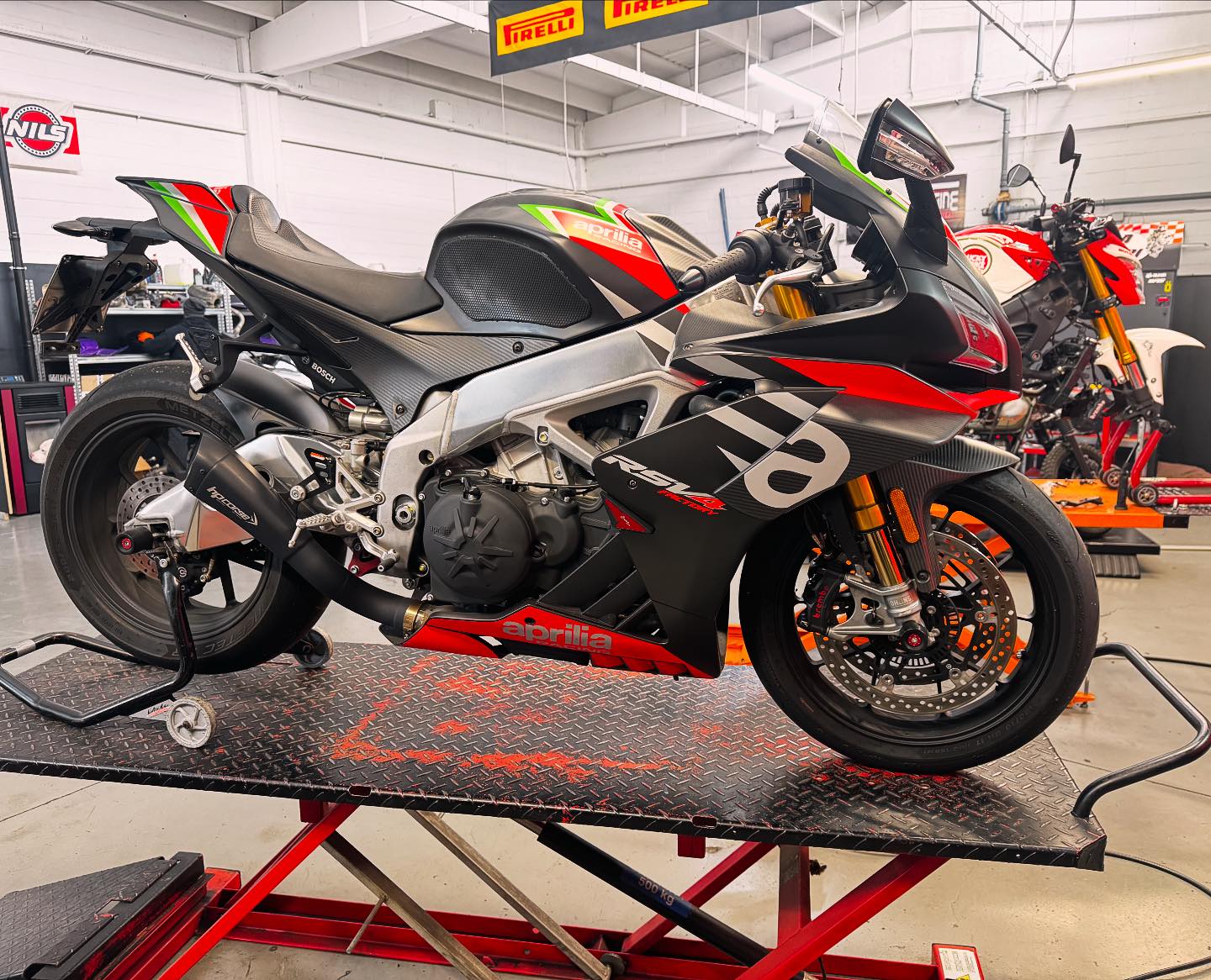 SR Racing - SR Racing added a new photo — at Autodromo...