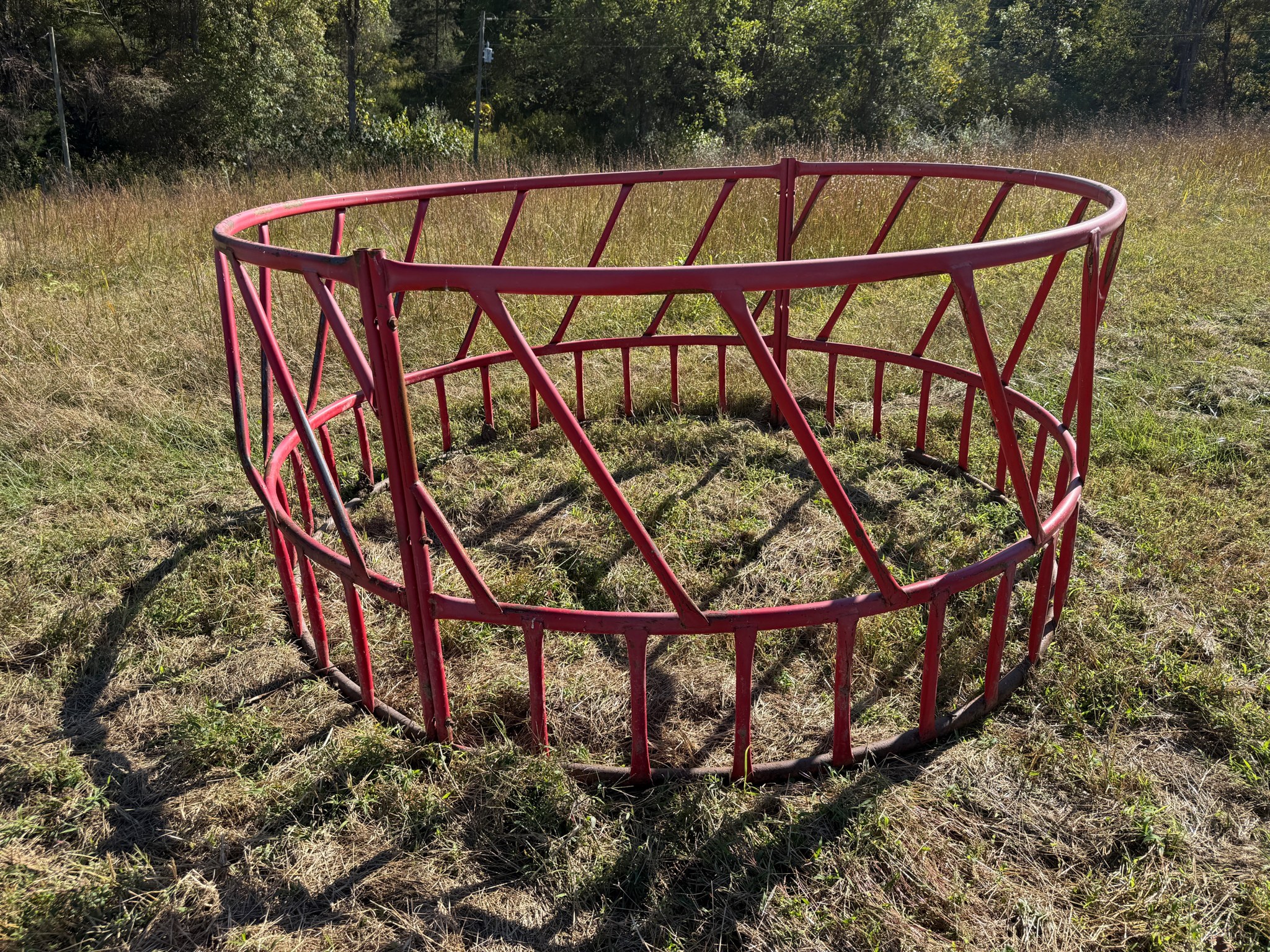 Circle - Hay Rings https://bid.circlecauction.com/ui/auctions/149267 ...