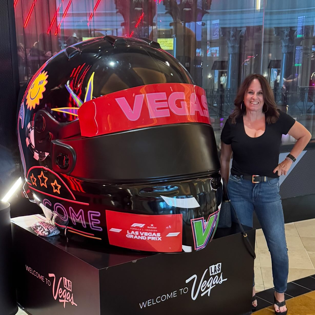 custom motorcycle helmets las vegas Lando Norris 2023 GP F1 Full-Scale 1:1 Replica Helmet Fully cleanable inner comfort padding mesh material with synthetic leather along the lower edge of the liner designed to increase durability and add an extra touch of style SKUSA Las Vegas!