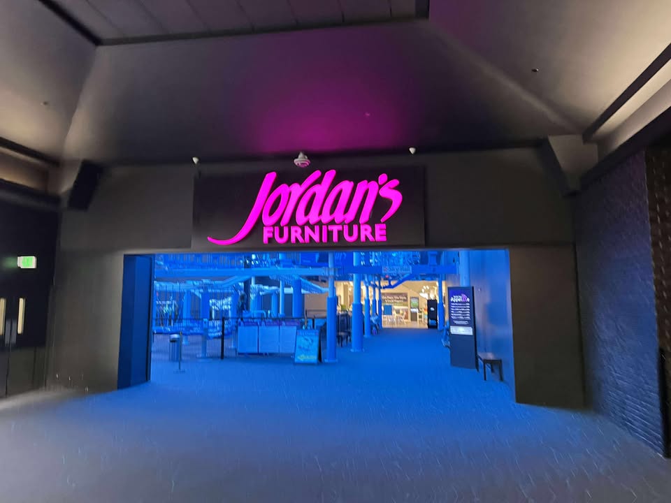 Remembering - Jordan's Furniture. Former Filene's and The Bon-Ton ...