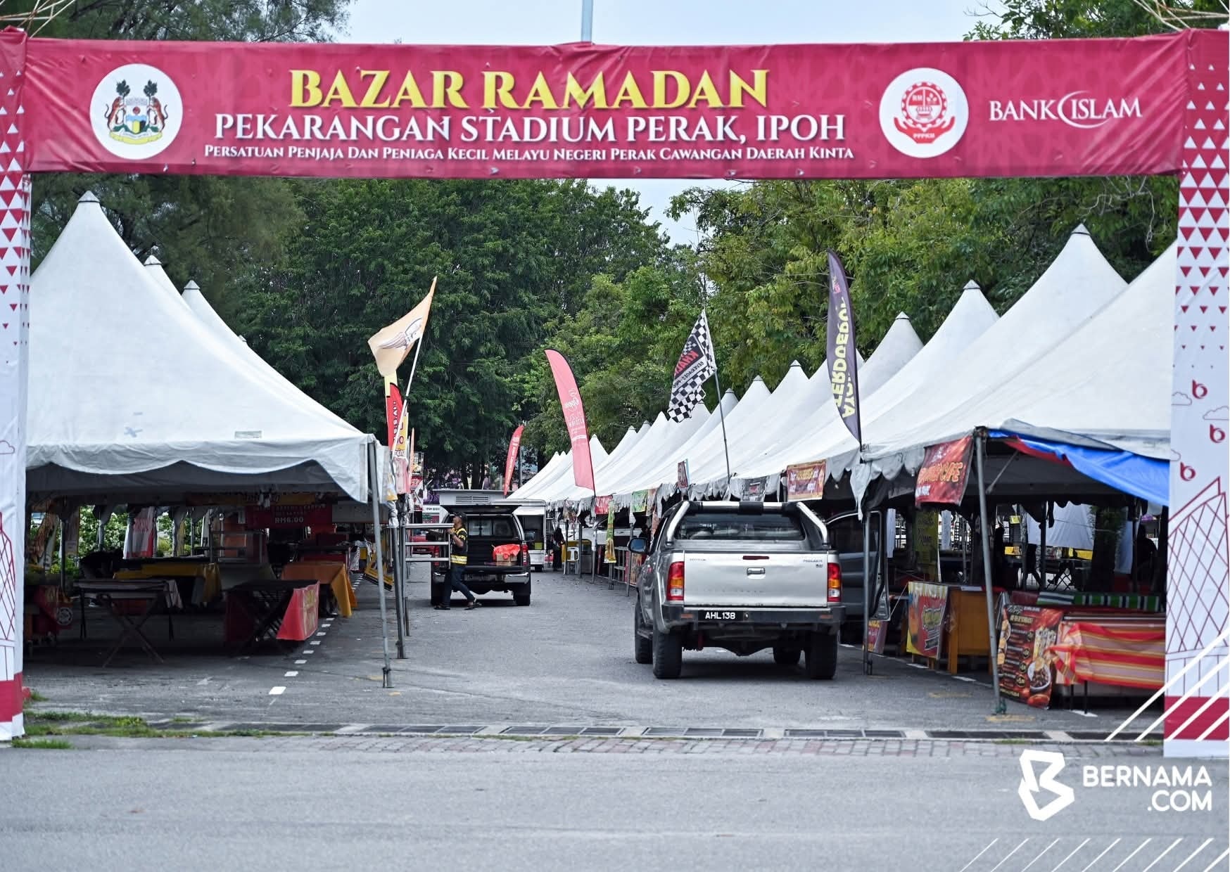 SELADANG - 21 Bazar Ramadan Ipoh 2026 disusun mengikut petak niaga ...