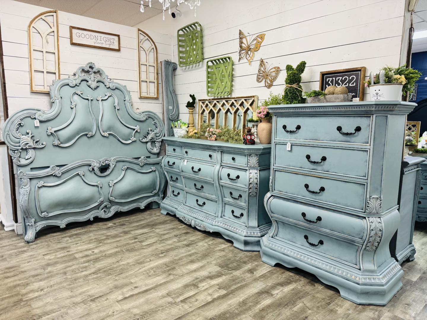 Finders Keepers - Finders Keepers Furniture, LLC