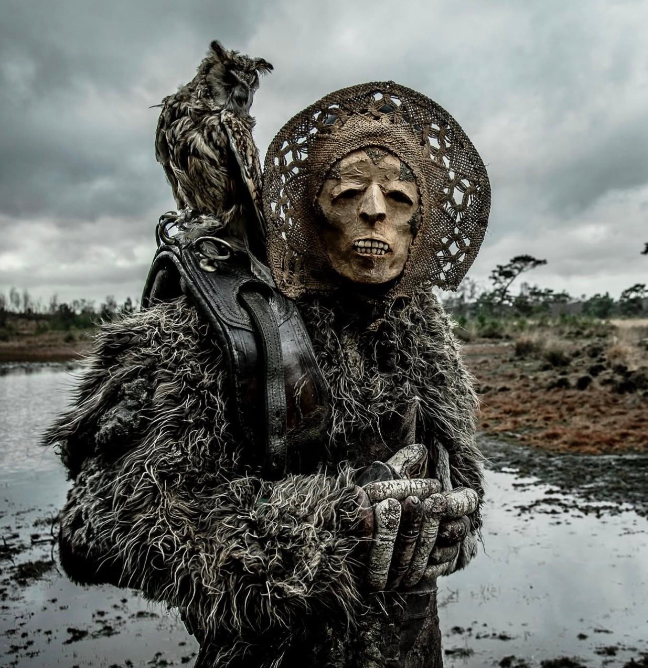 Mothmeister is an Antwerp based duo creating post mortem fairy