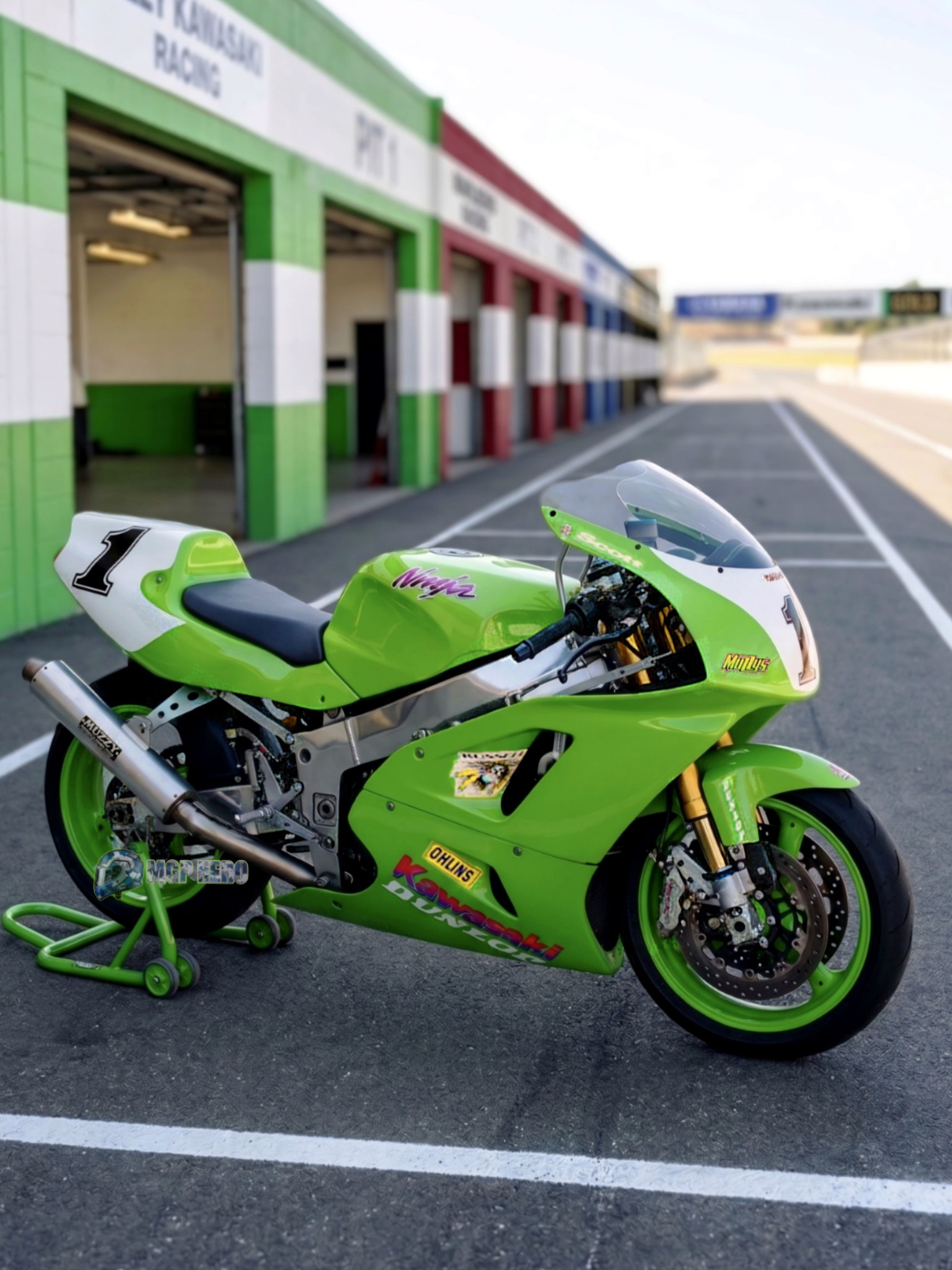 Kawasaki ZXR-7 wins 1993 Suzuka 8hours endurance race