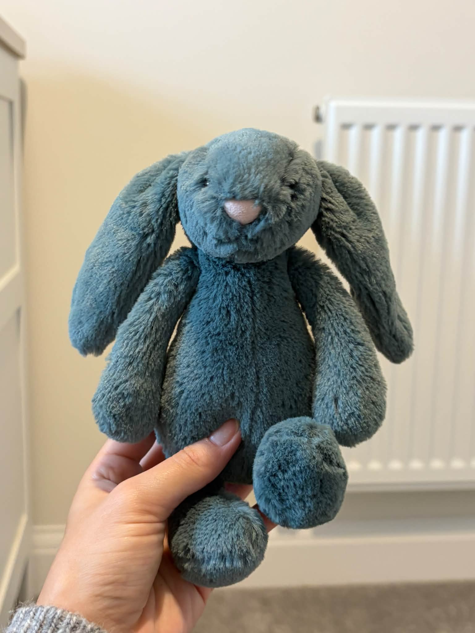 Value of retired small Forest and Cinnamon bashful bunnies?