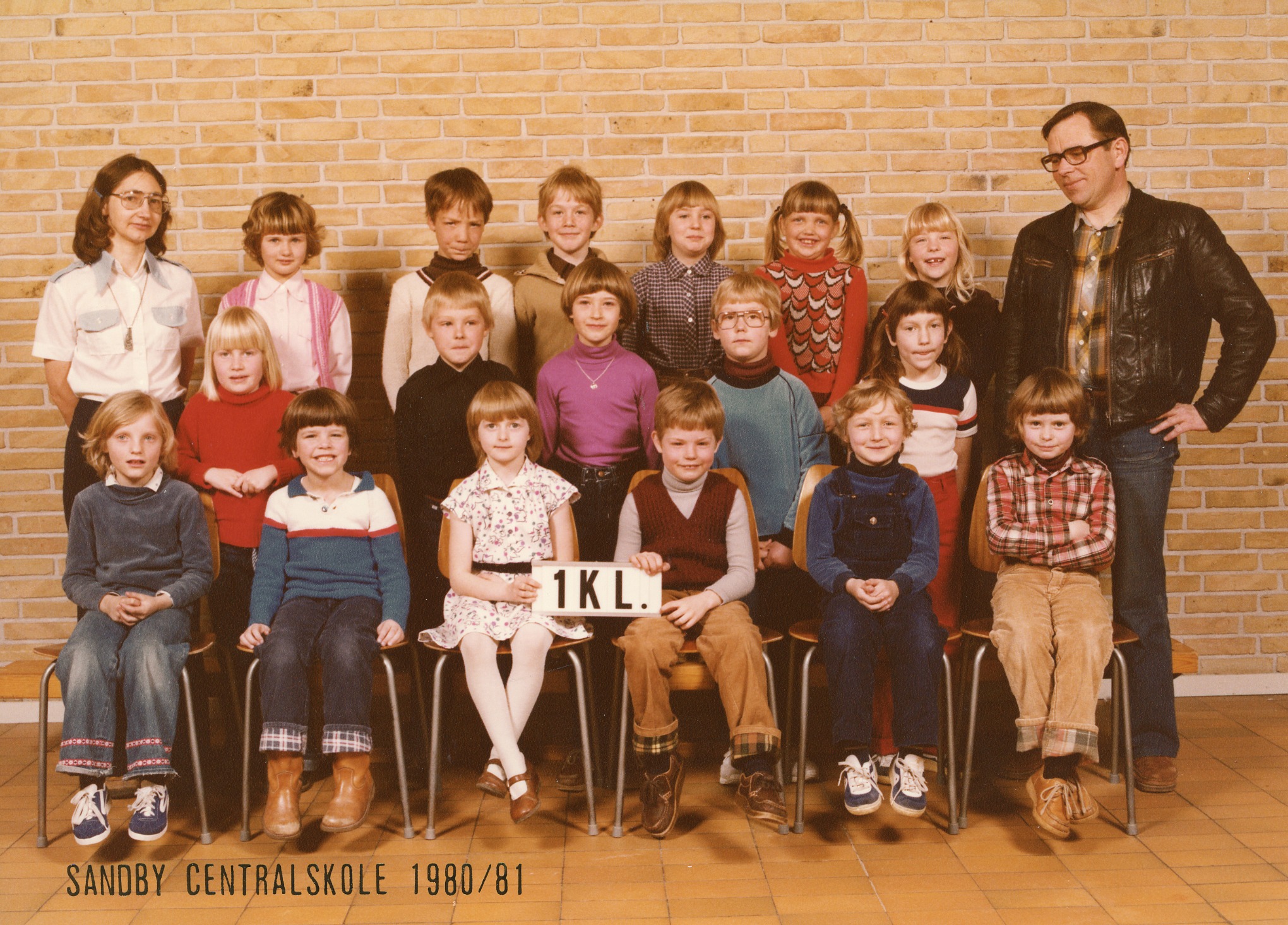 historiens-elever-og-l-rere-i-1-klasse-p-sandby-centralskole