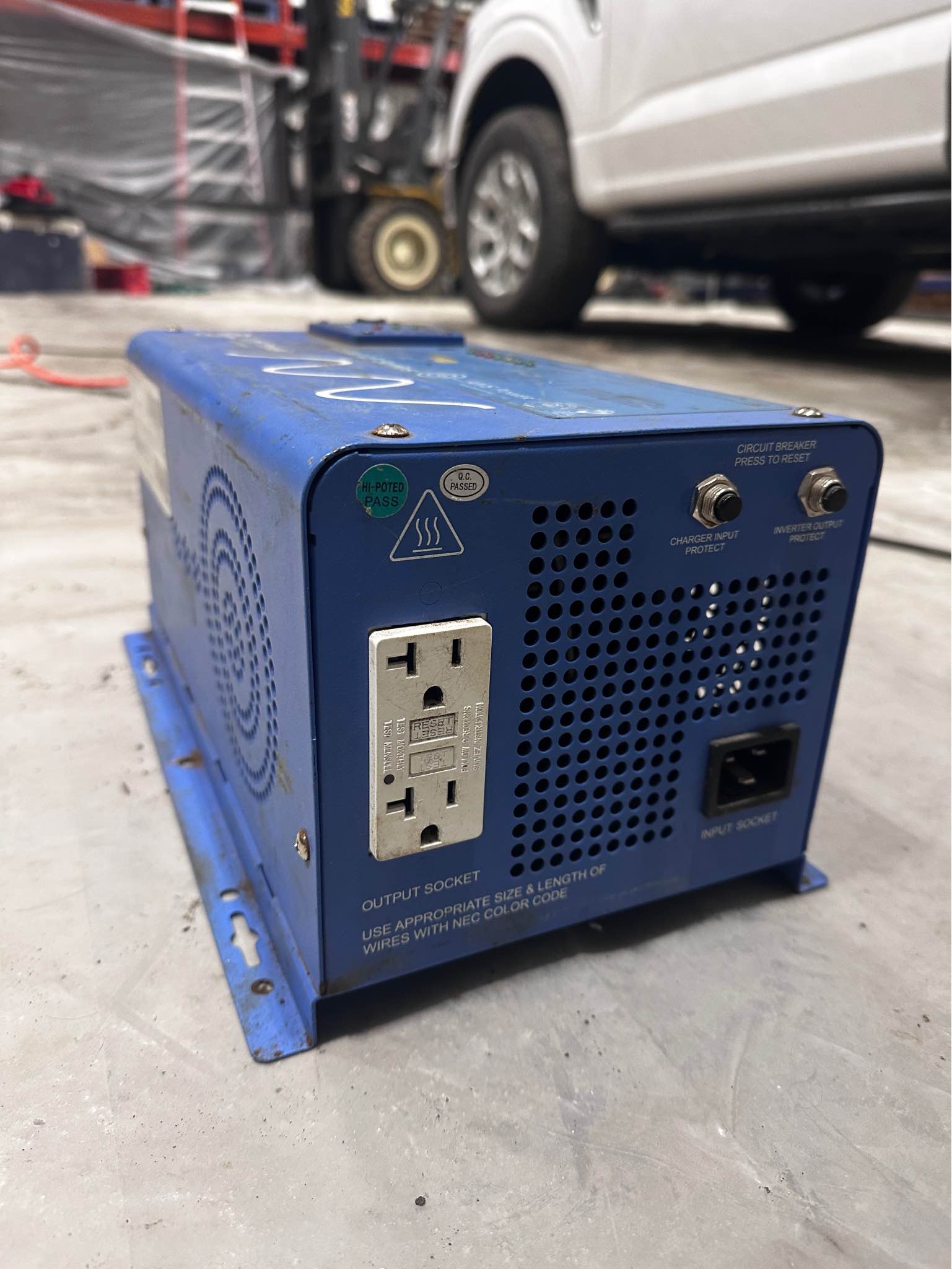 AIMS Power 12V Inverter & Charger – Global LF Series - Miscellaneous ...