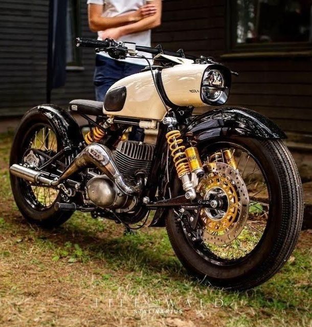 MZ Streamliner, designed and built by Sebastian Brandt. ❤️❤️