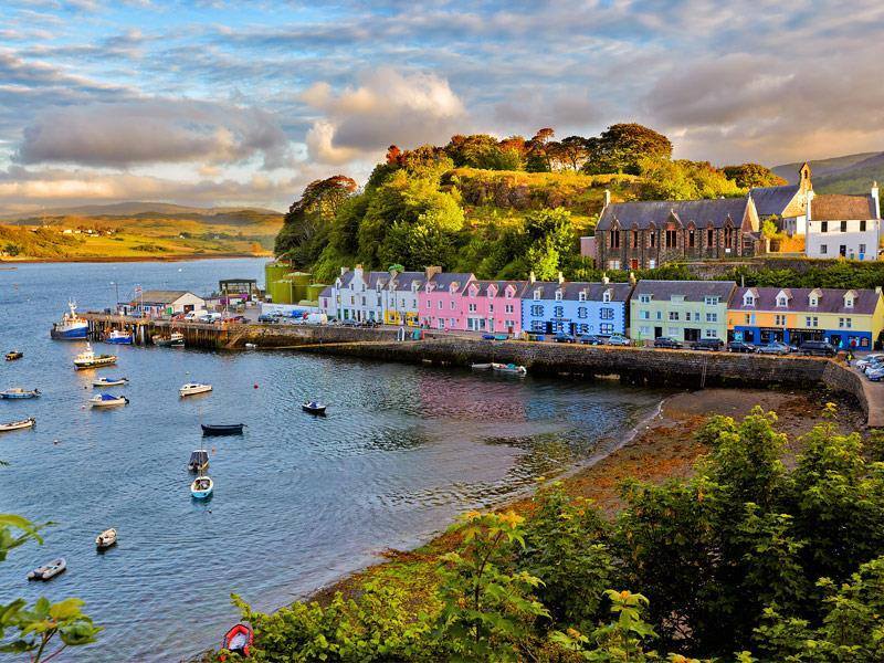 The Queen's - Portree, Isle of Skye, Scotland. Portree is a small town ...