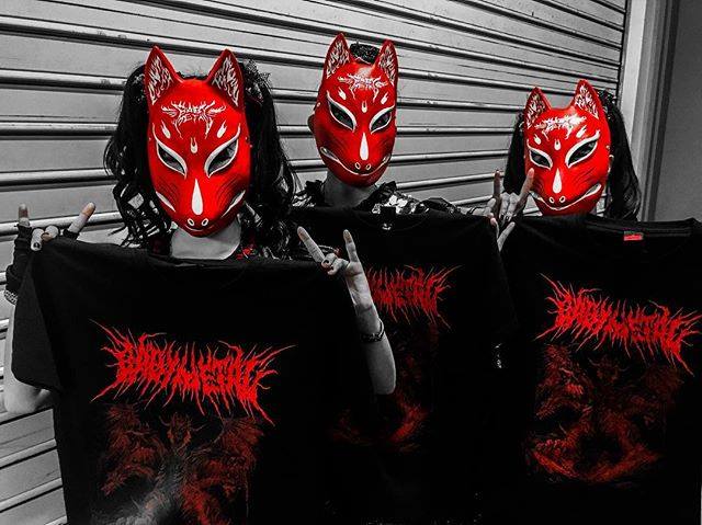 BABYMETAL - ‪Thanks RED FOX FESTIVAL!! #赤キツネ祭り #5大キツネ‬