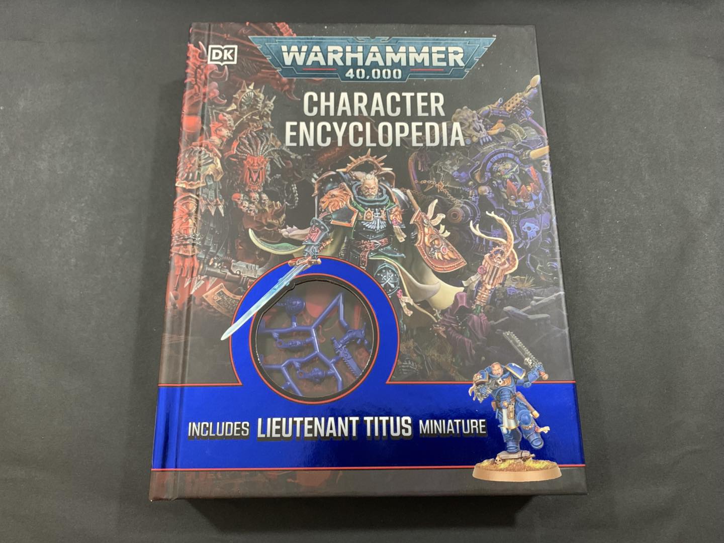 The limited edition of the new Warhammer 40,000 Core Book is a