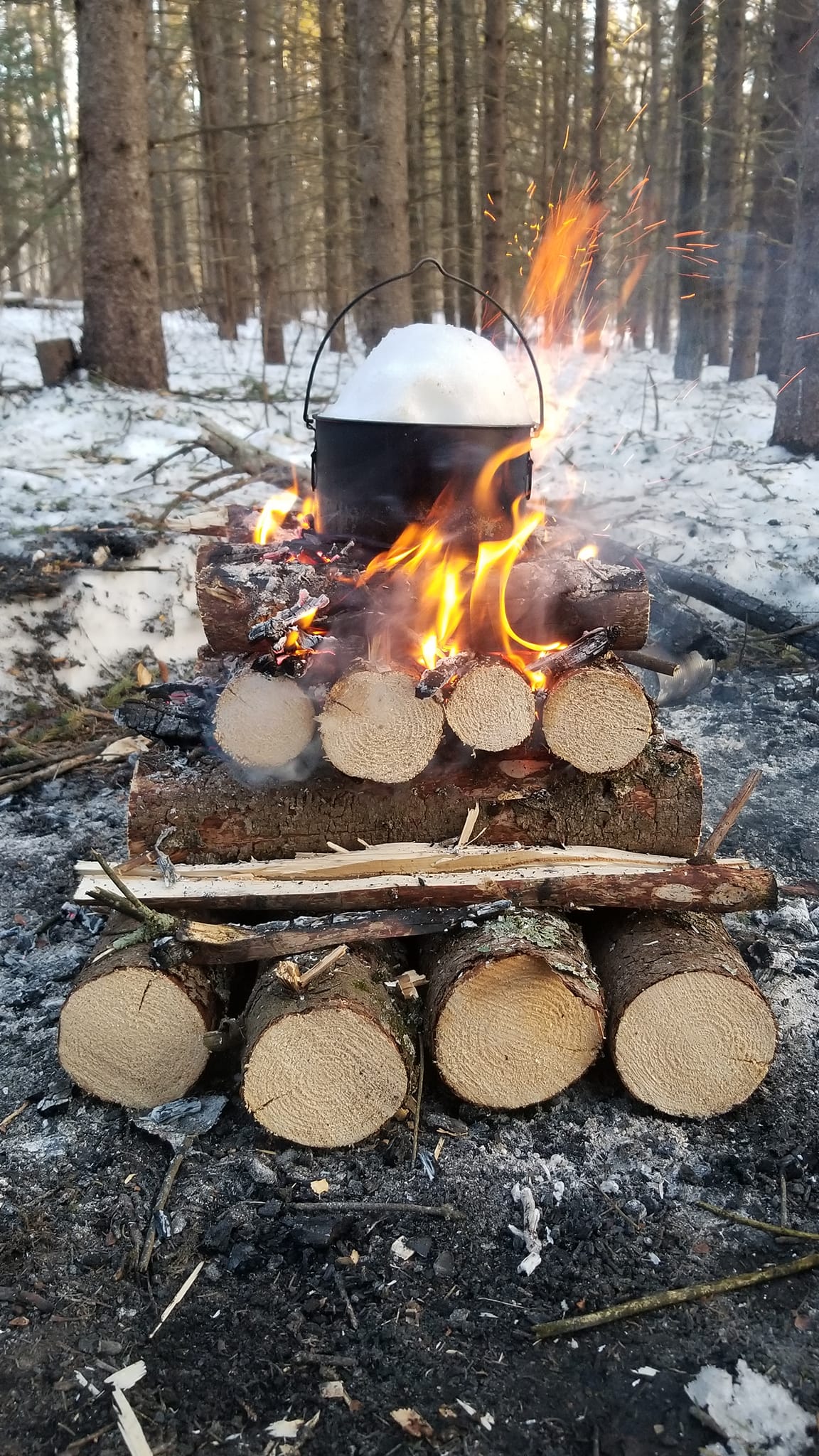 MN Bushcraft - The Upside Down Fire Lay: The upside down... | Facebook