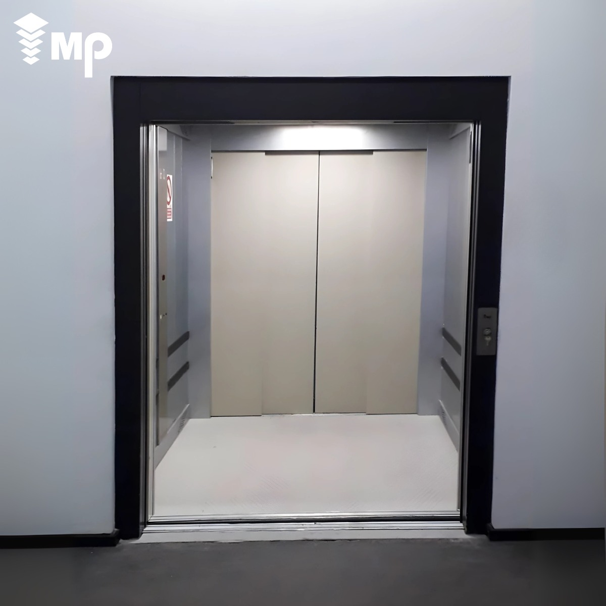 MP Lifts - 📦 Efficiency and power with our MP Mega goods... | Facebook