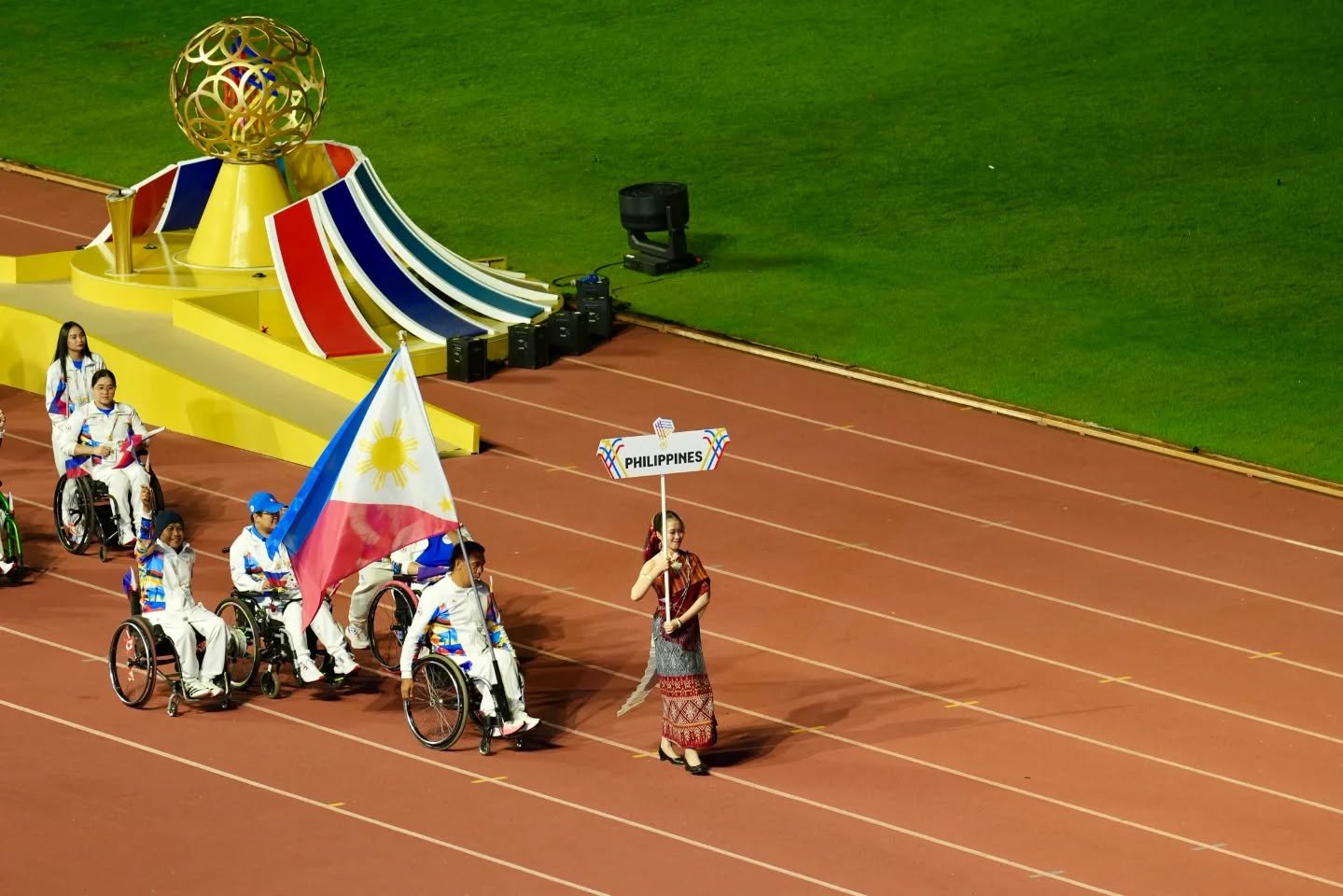 ABS-CBN News - LABAN, PINOY PARA-ATHLETES! 🇵🇭 Three-time... | Facebook