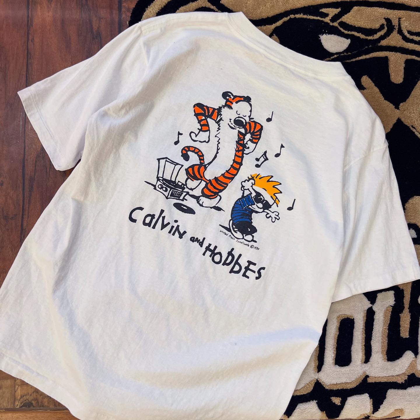 Rage On With Calvin And Hobbes 🎶 🎵 - Vintage 90s USD College Tee  display picture 1