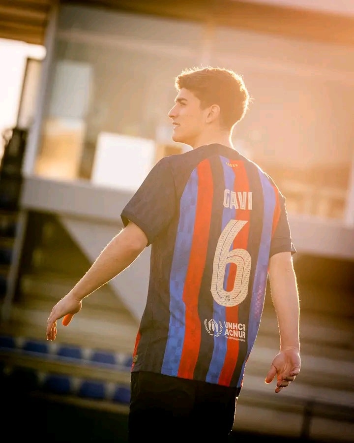🤩 | Gavi's number 6 shirt is FC Barcelona's best seller. The fans
