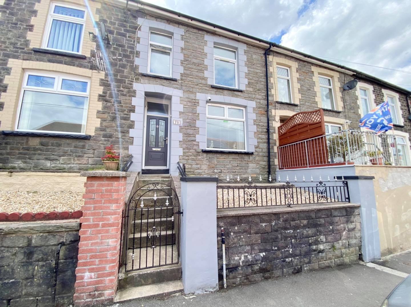 New property for Sale Sophie Hill Estate Agents Ltd