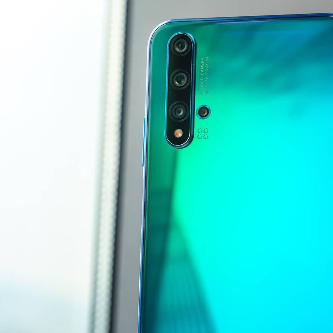 The #Green is here! #HUAWEI nova 5T available in Crush Green now