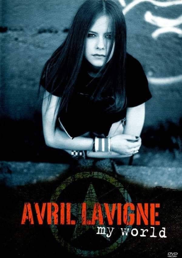 El 3 de noviembre del 2003 Avril Lavigne publicó Avril Lavigne: My