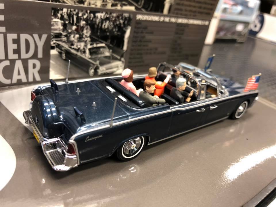 Lincoln Continental kennedy 1961 Minichamps scala 1:43