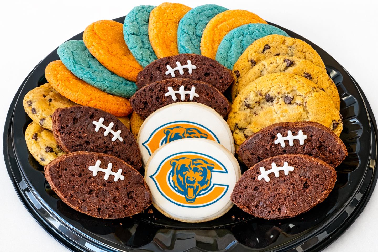 Simply - 🏈 Game Day Ready! 🐻 Get ready for the Bears game tomorrow with ...