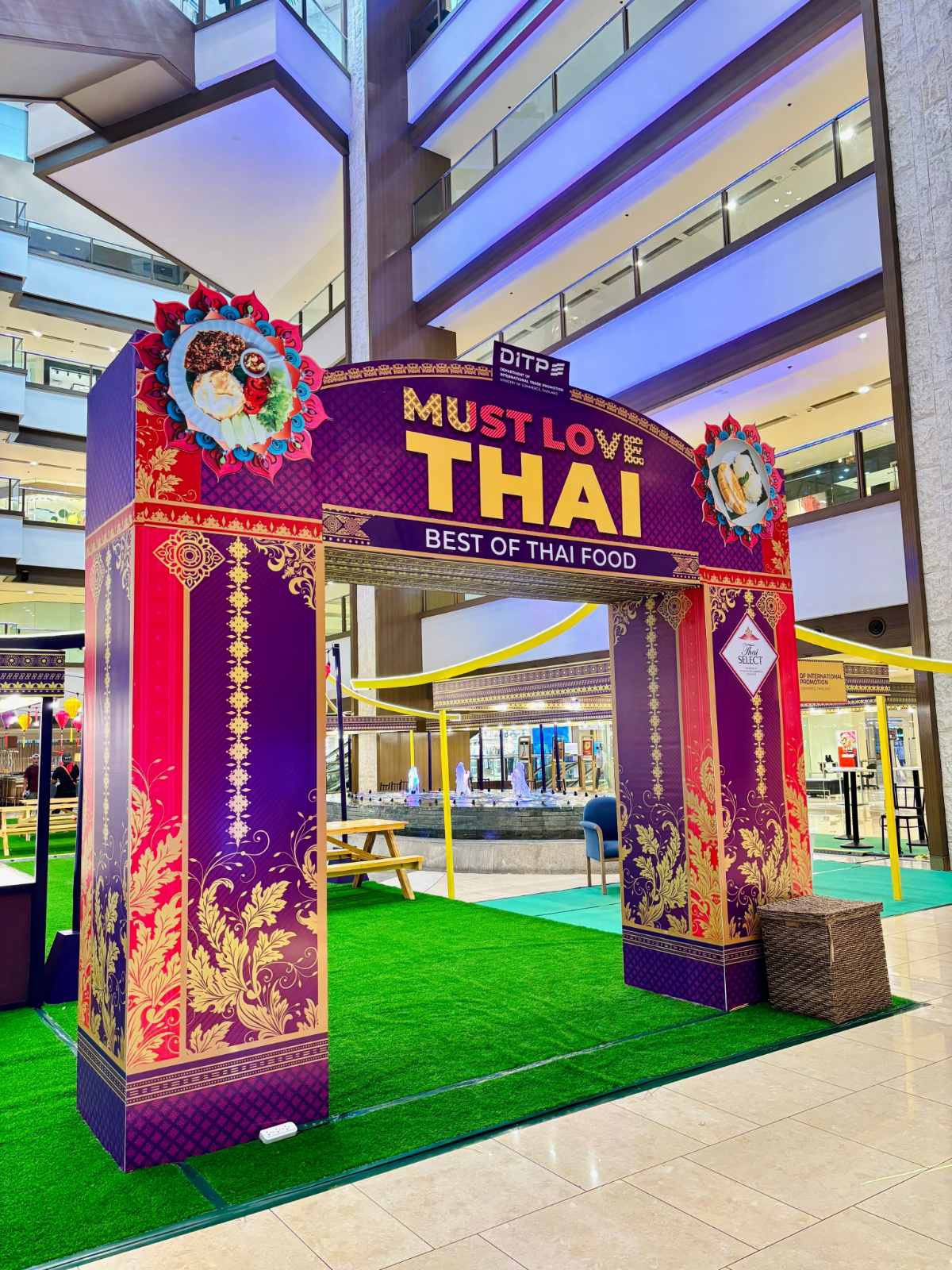 SEE YOU TODAY!!!! 🇹🇭 Experience the best of Thai food at the
