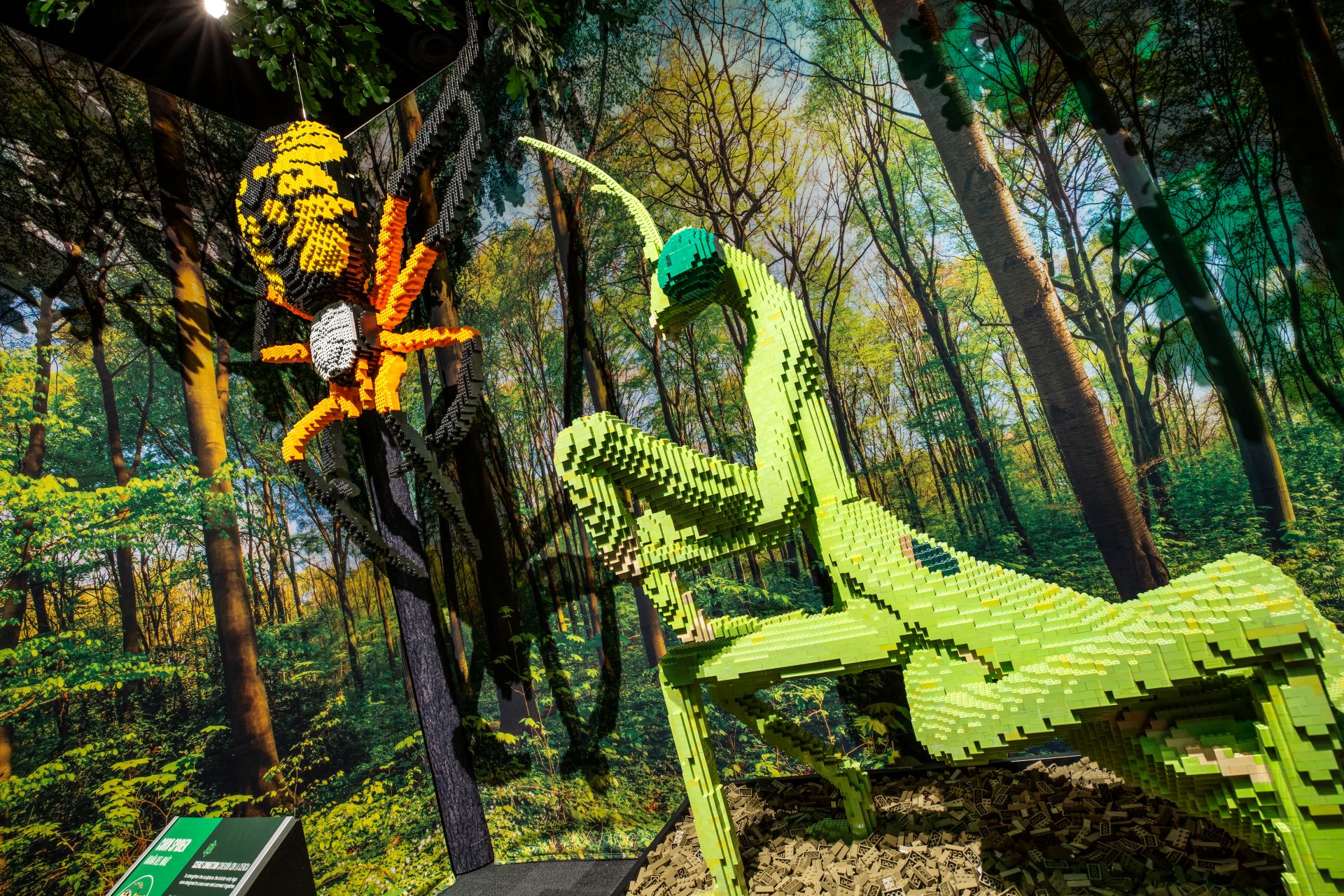Don't miss your last chance to experience #BrickPlanet 🧱✨ This
