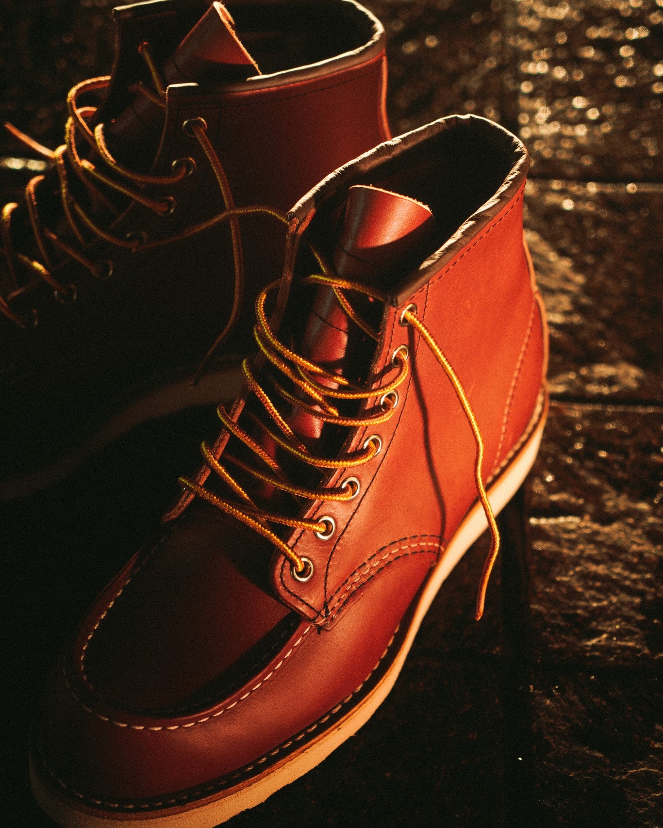 STYLE NO. 8875 CLASSIC MOC® 6-INCH BOOT ORO RUSSET PORTAGE LEATHER