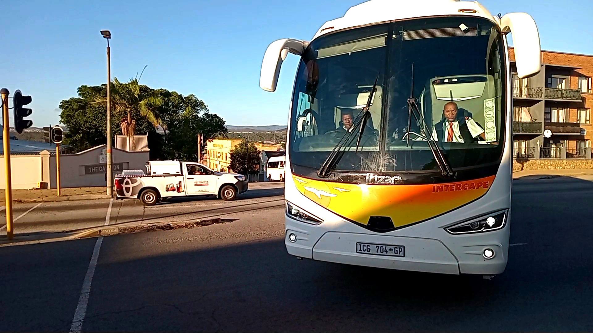 Mzansi Luxury Buses | Difference between Sleepliner, mainliner and ...