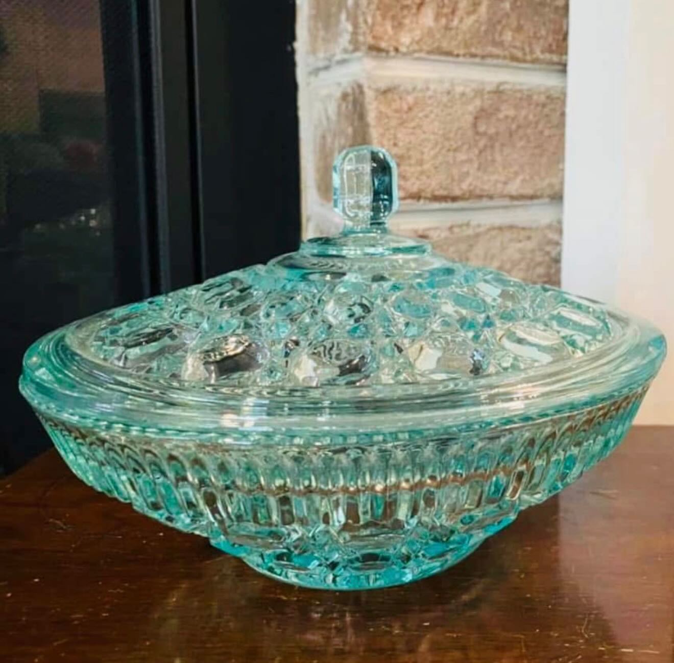 1970s Indiana Glass Windsor Candy Dish 🩵