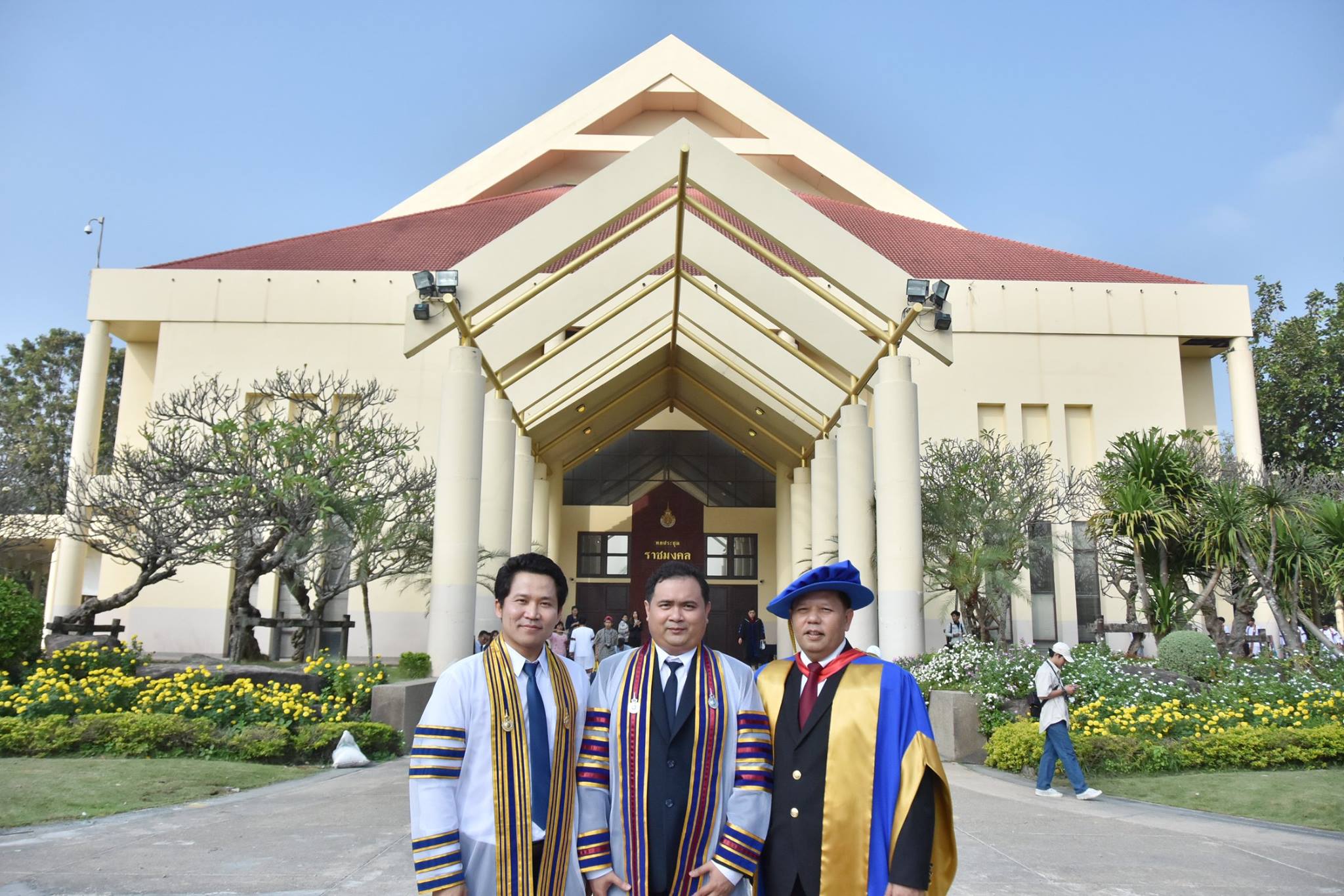 คณะวิศวกรรมศาสตร์ขอแสดงความยินดีกับ... - Engineering RMUTT | Facebook