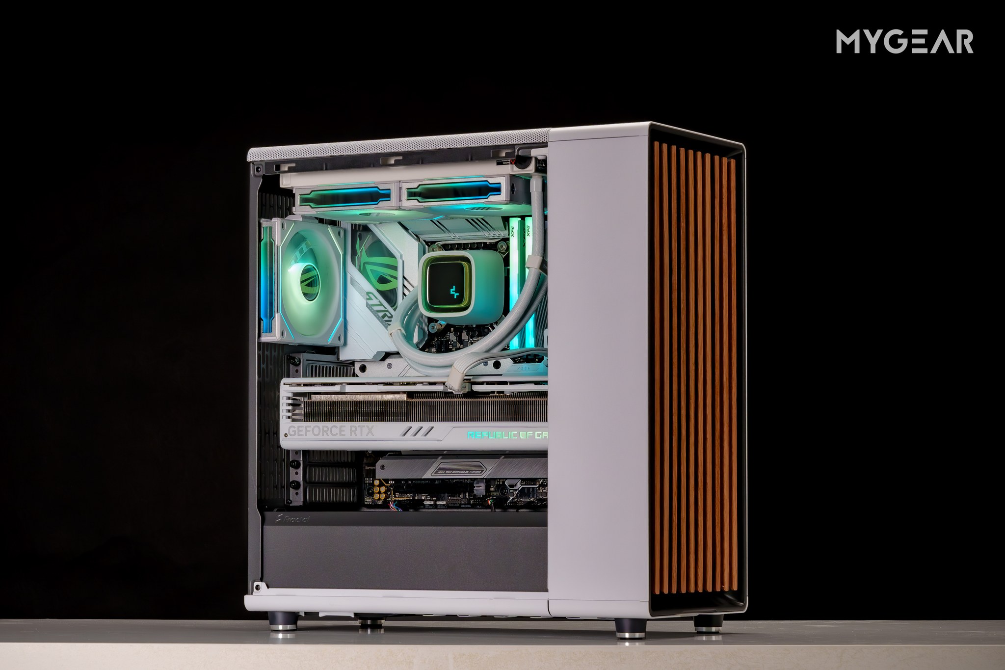 This is one minimal gaming PC build! White **Asus** ROG Strix B660
