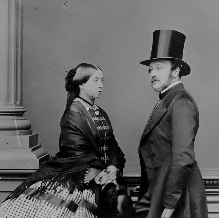 The Tudor - . 🎩 On this day - 15th January 1797 🎩 . 🎩 The First top hat ...