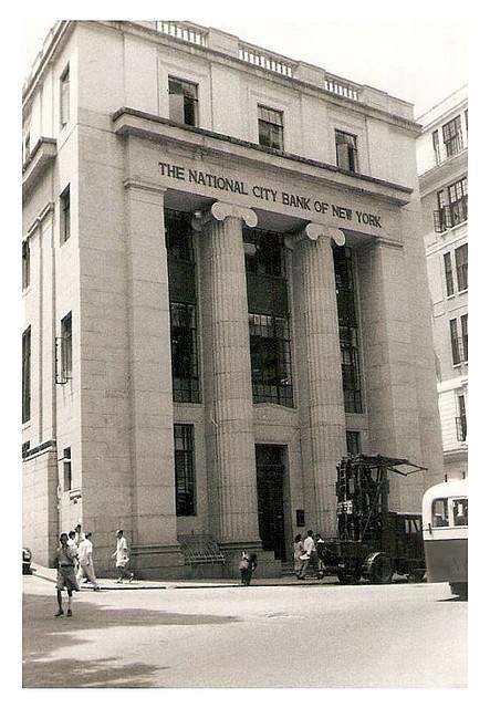 Citibank Left: 1955 National City Bank of New York. Right:1962
