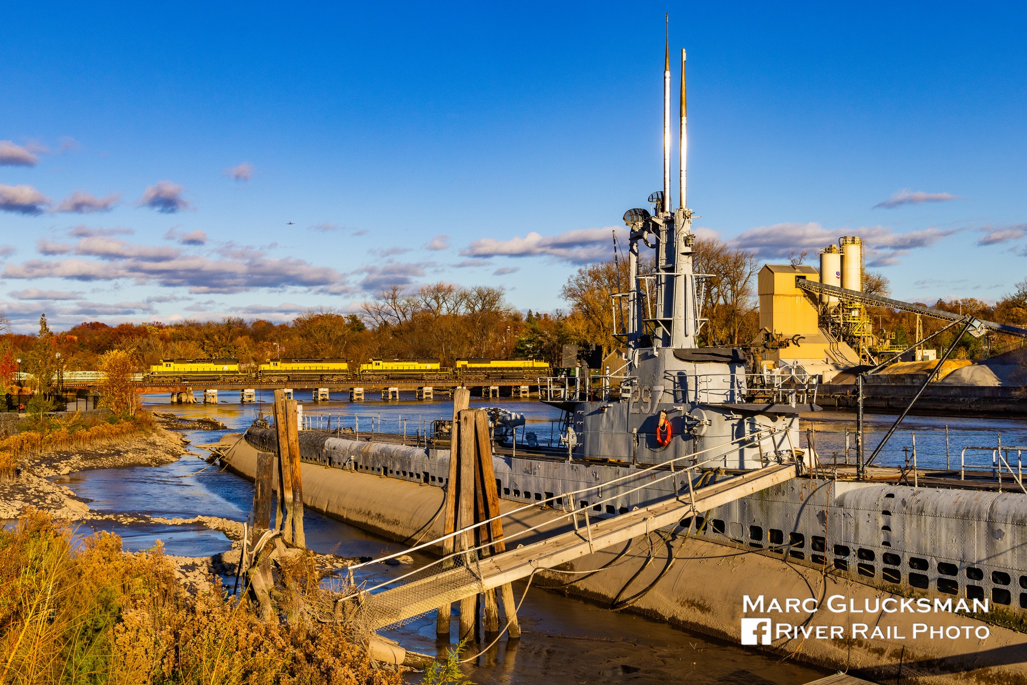 River - Lighting At The Ling. On the afternoon of Monday, November 17 ...