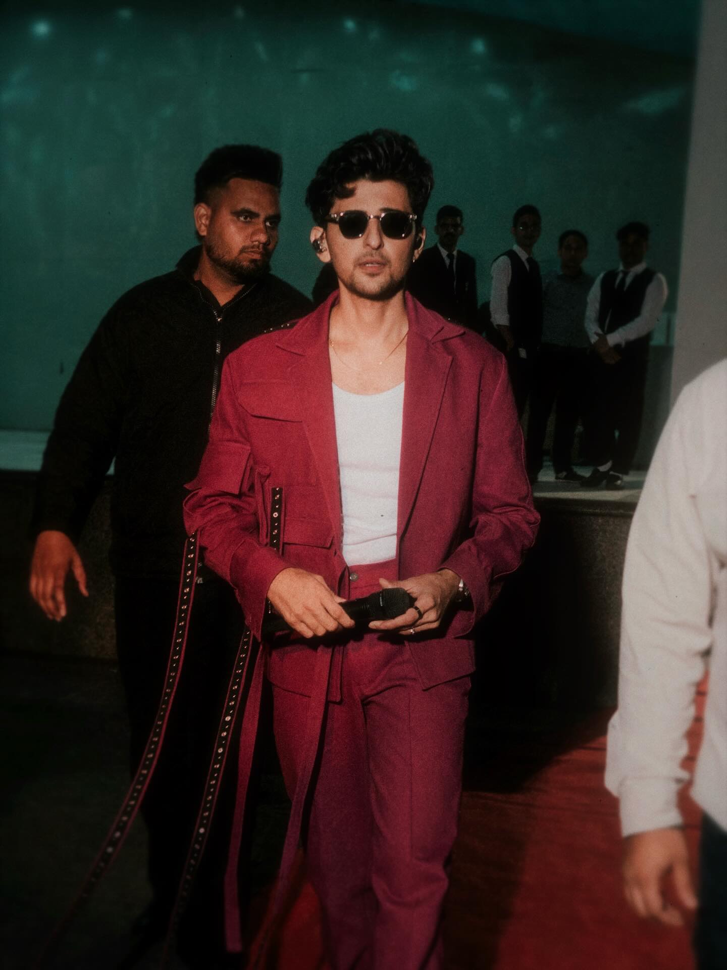 Darshan Raval - Darshan Raval added a new photo.