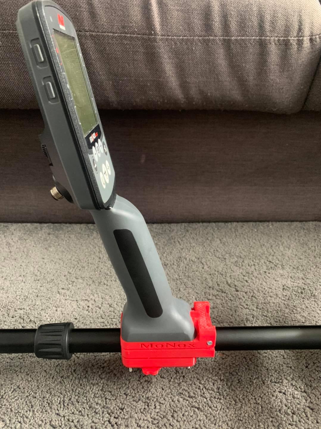 New!! Foldable screen mounts... - MoNox Detecting Accessories