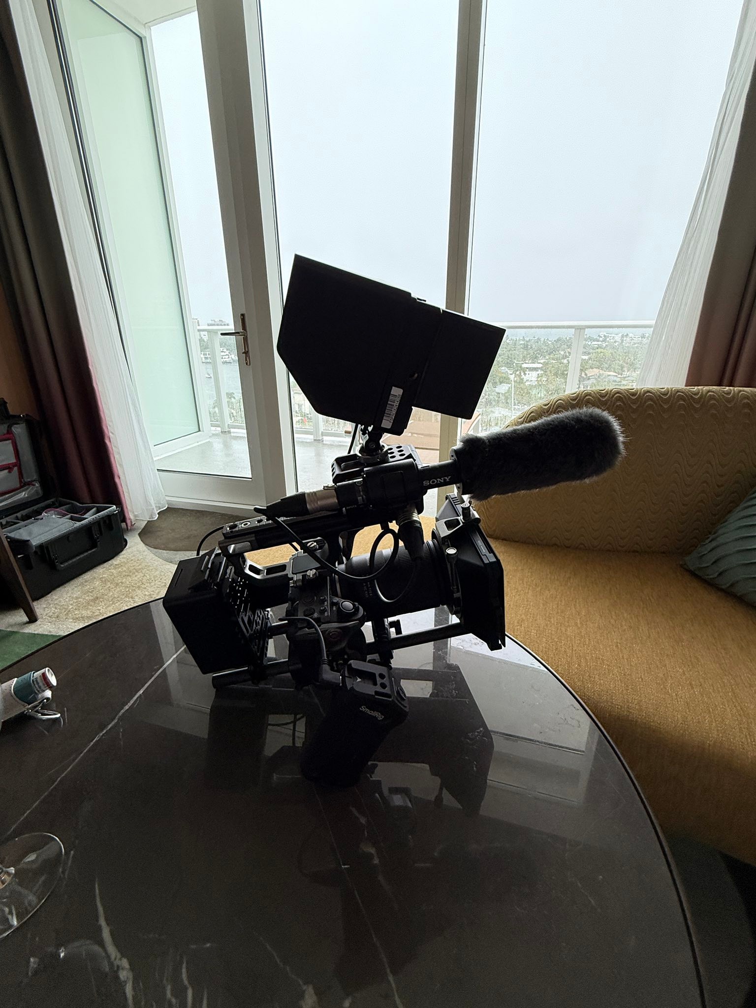Loving this combo of the FX30 with a Tamron 11-20mm f2.8 lens