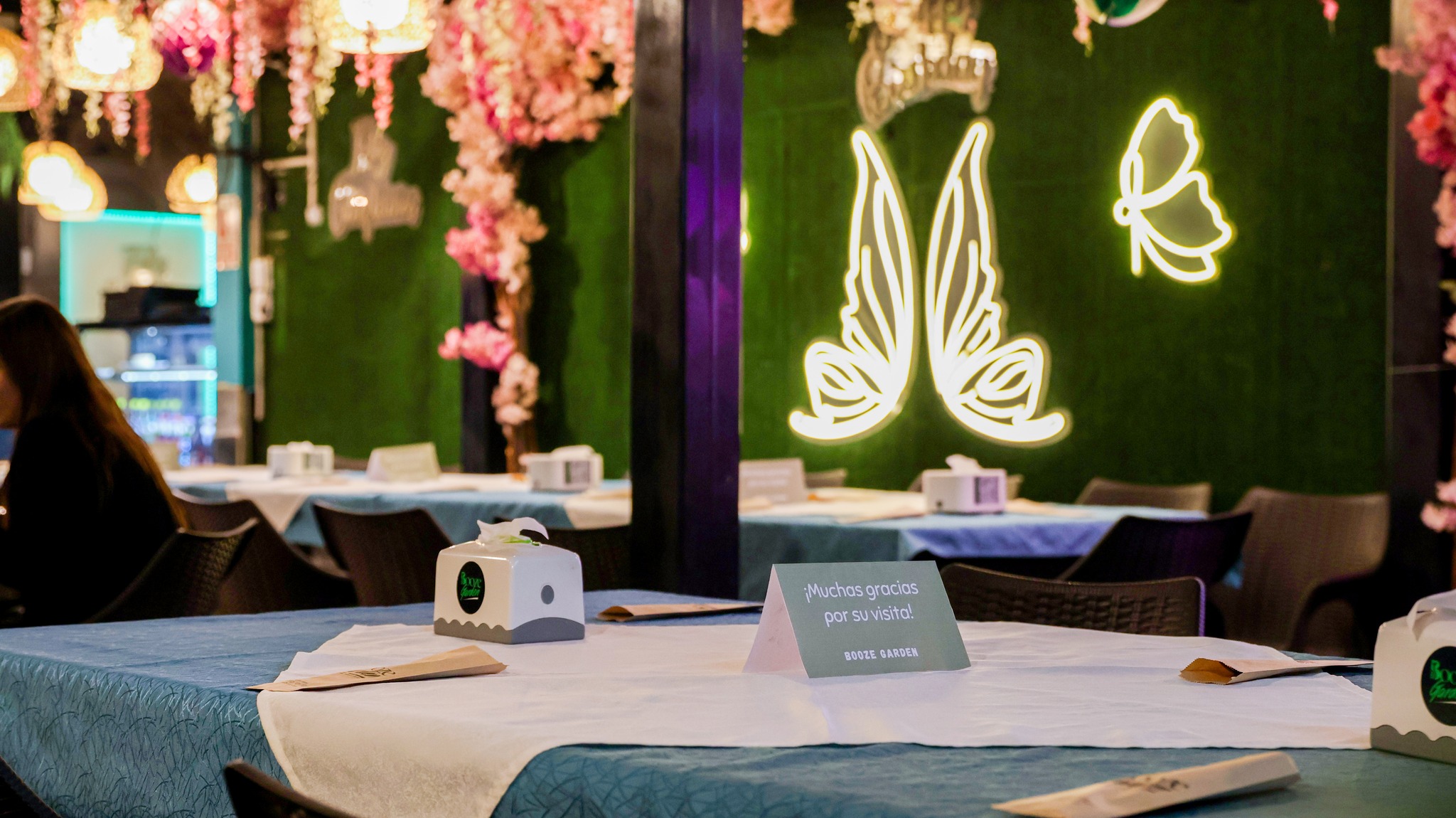 BOOZE Garden - ♨😊 ¡𝐅𝐢𝐧 𝐝𝐞 𝐬𝐞𝐦𝐚𝐧𝐚 𝐜𝐨𝐧 𝐥𝐨 𝐦𝐞𝐣𝐨𝐫 𝐞𝐧 𝐂𝐚𝐫𝐧𝐞𝐬 𝐲... | Facebook