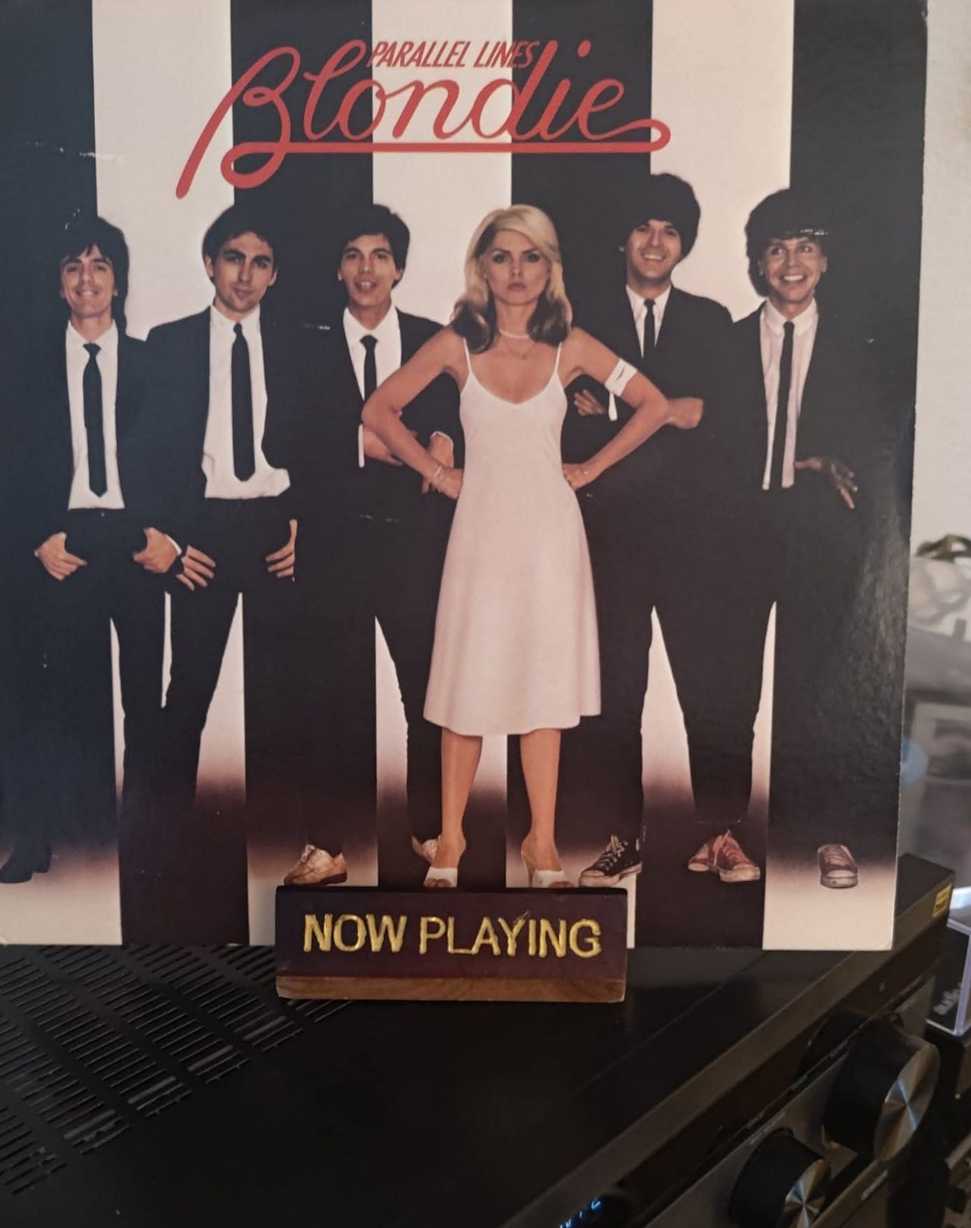 Parallel Lines the third studio album by Blondie released on