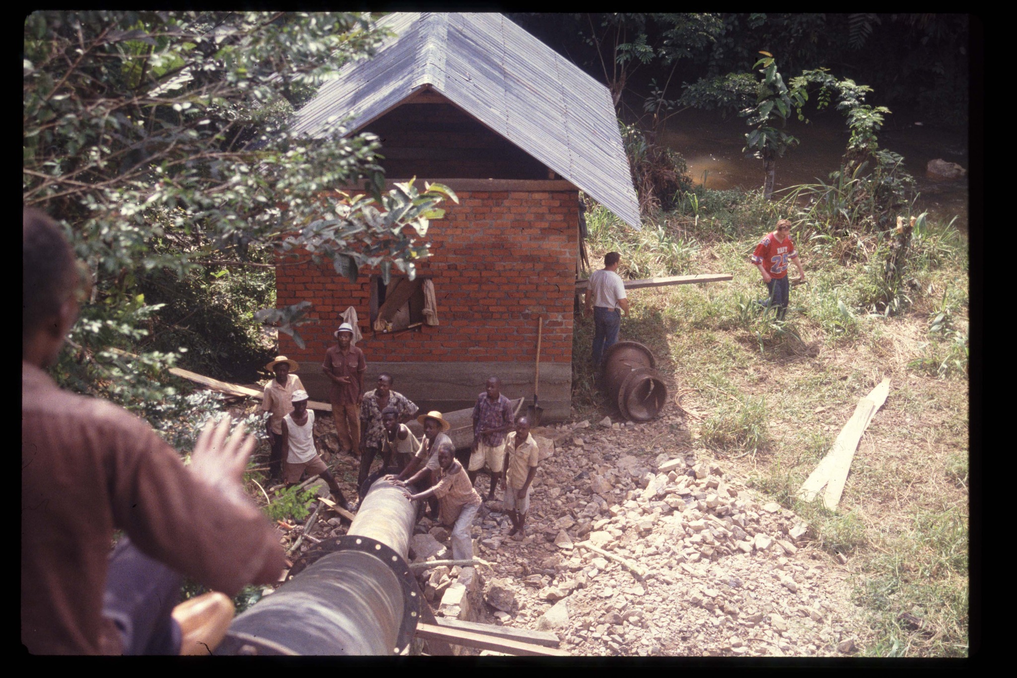 Nimbo za Musagu Musoga | Installation de la conduite forcee a Katshungu ...
