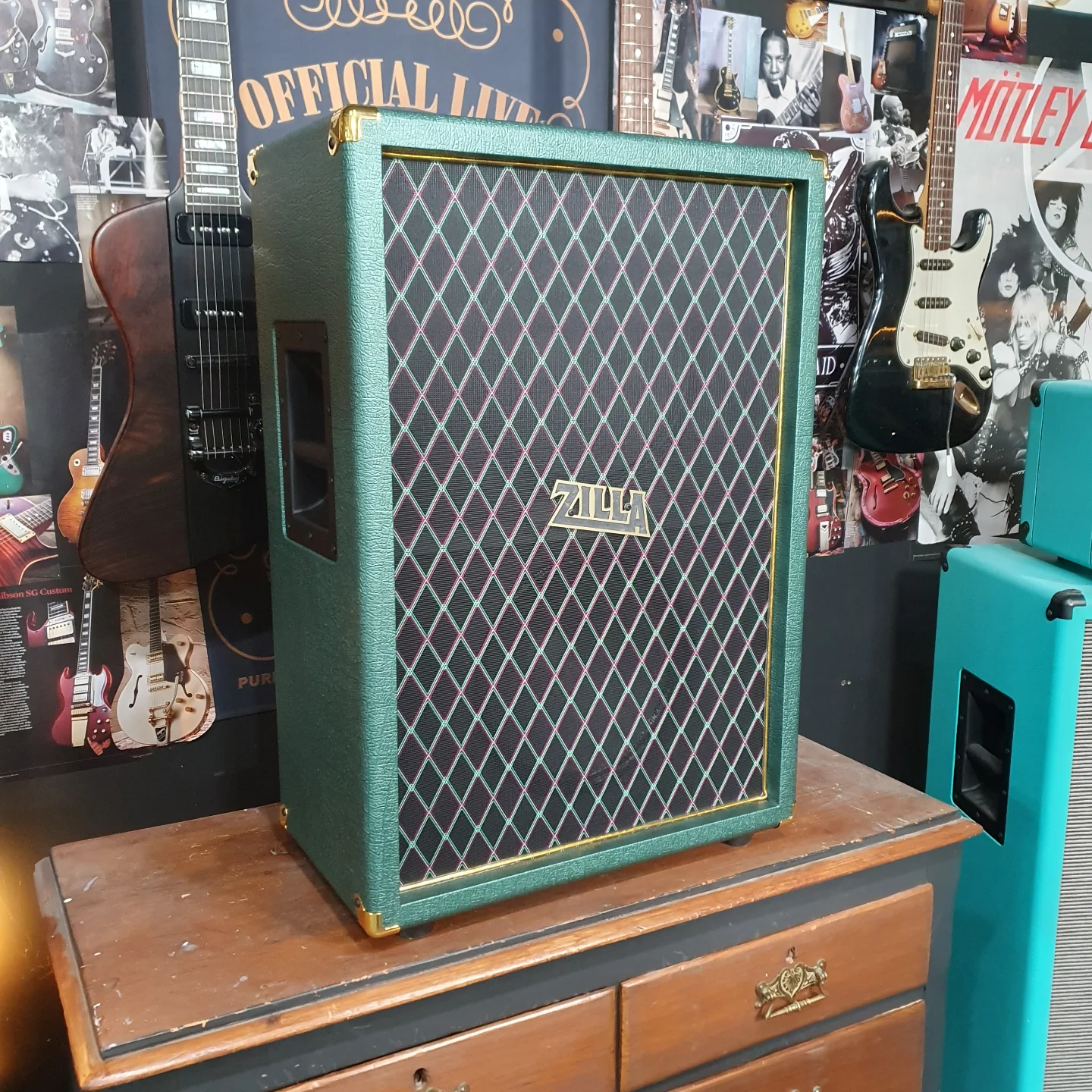 Green elephant tolex can make for som really cool looking cabs