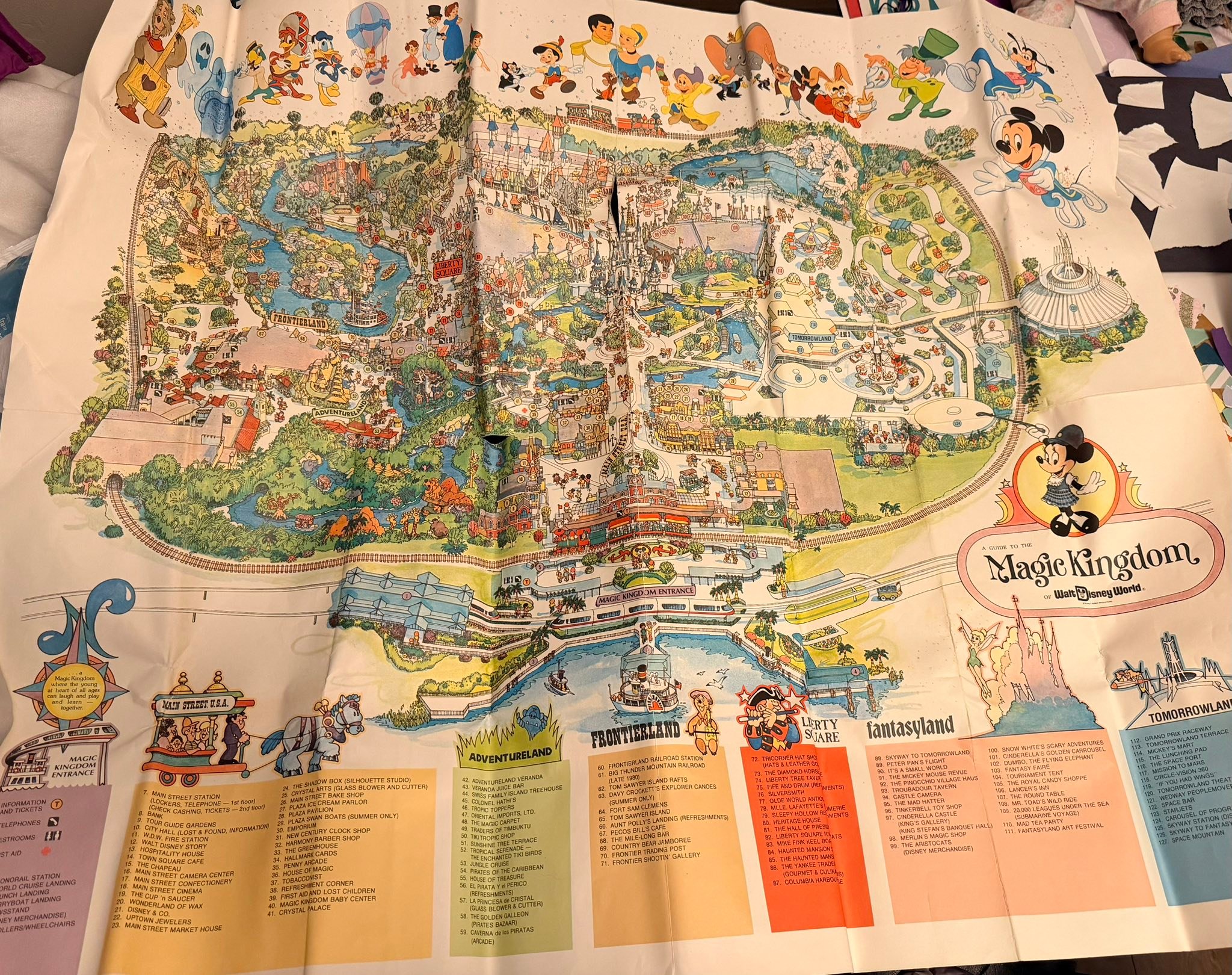 TBT to that time @disneyd23 had me surrounded by creepy Mickey 