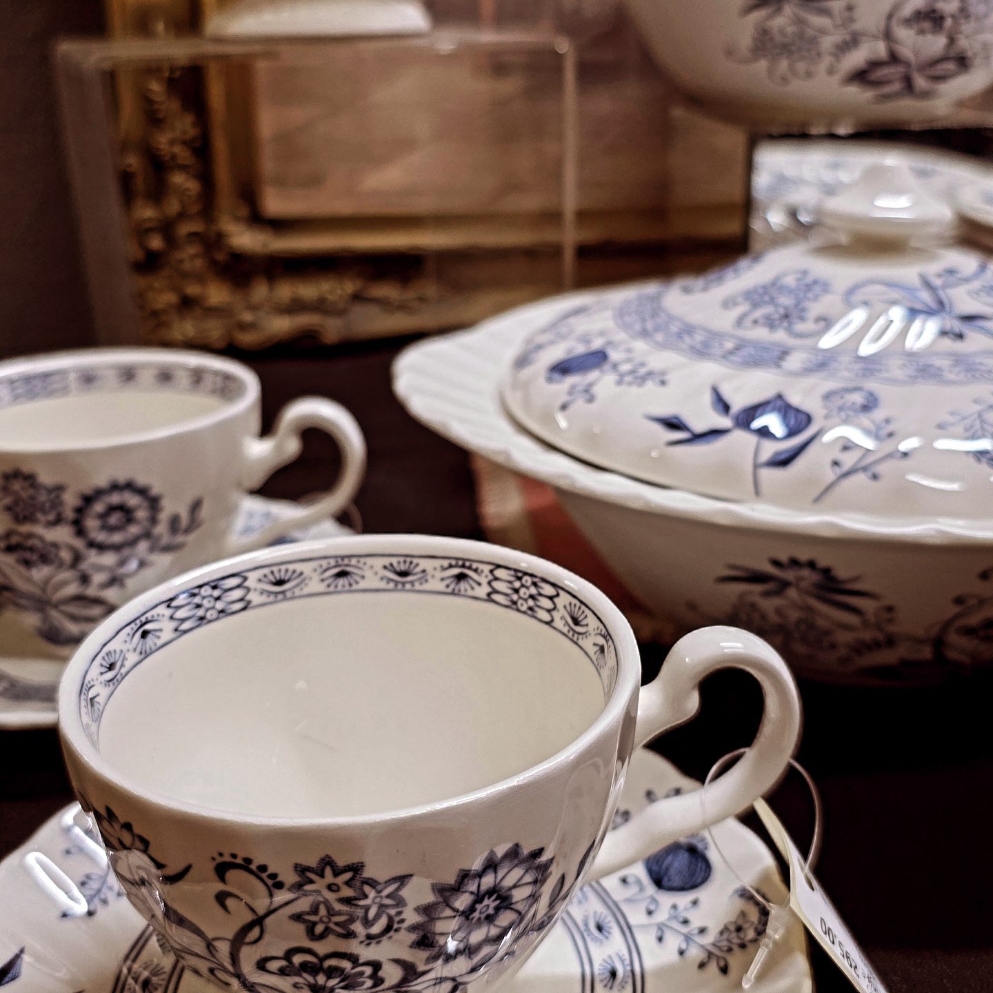 🇬🇧 Johnson Brothers – Blue Nordic Pattern History 🏺 About