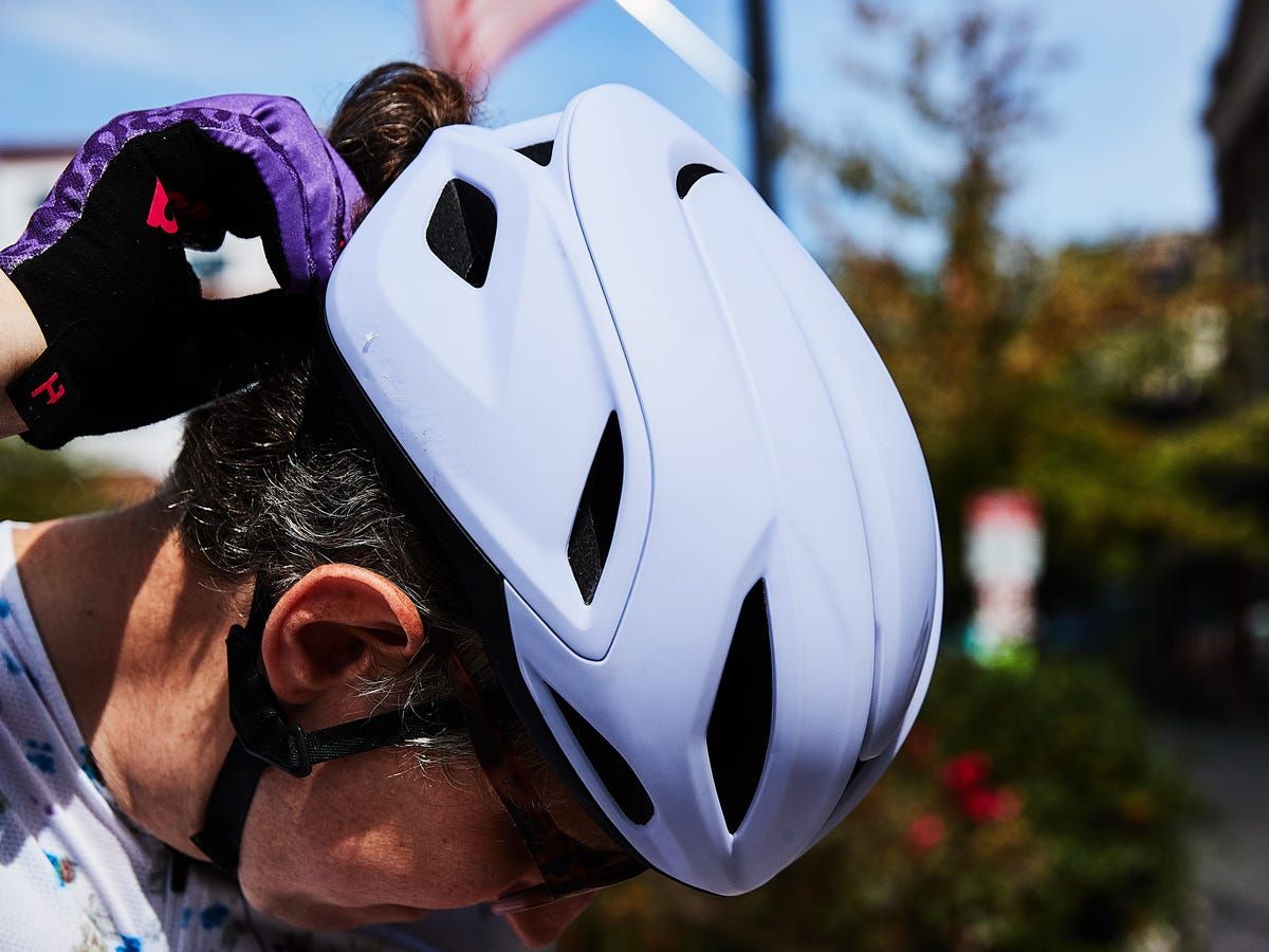bike helmets the let down Helmet MTB All Mountain 3.0  Leatt USA A sunglasses garage to hold your sunglasses in place and a 3position visor allowing space for goggles Do Bike Helmets Really Expire?