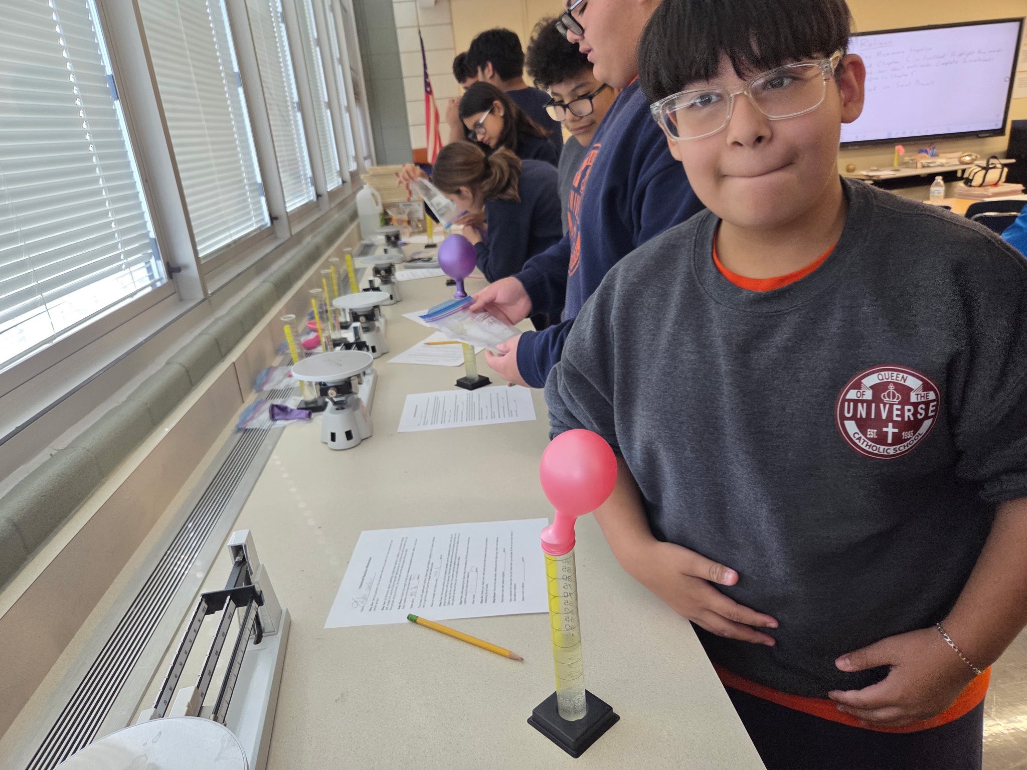 Queen - In science class, labs engage students through hands-on ...