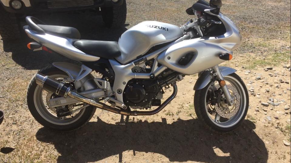 Sportbike for sale with extras