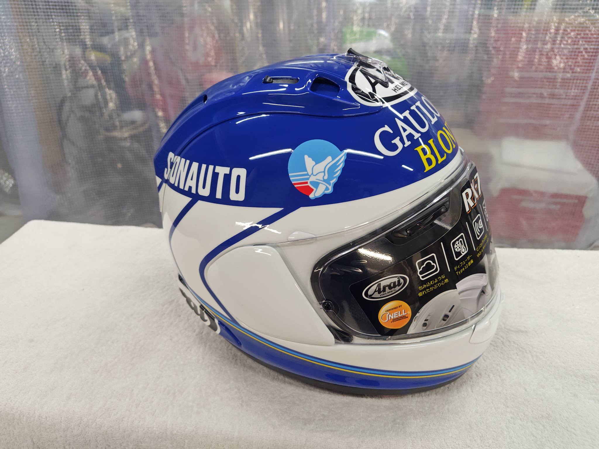 Arai RX-7Xにてゴロワーズカラーの クリスチャンサロン レプリカ