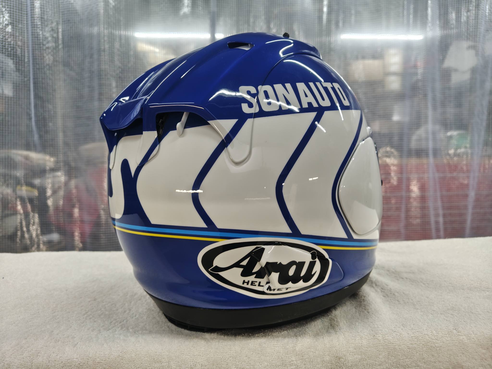 Arai RX-7Xにてゴロワーズカラーの クリスチャンサロン レプリカ